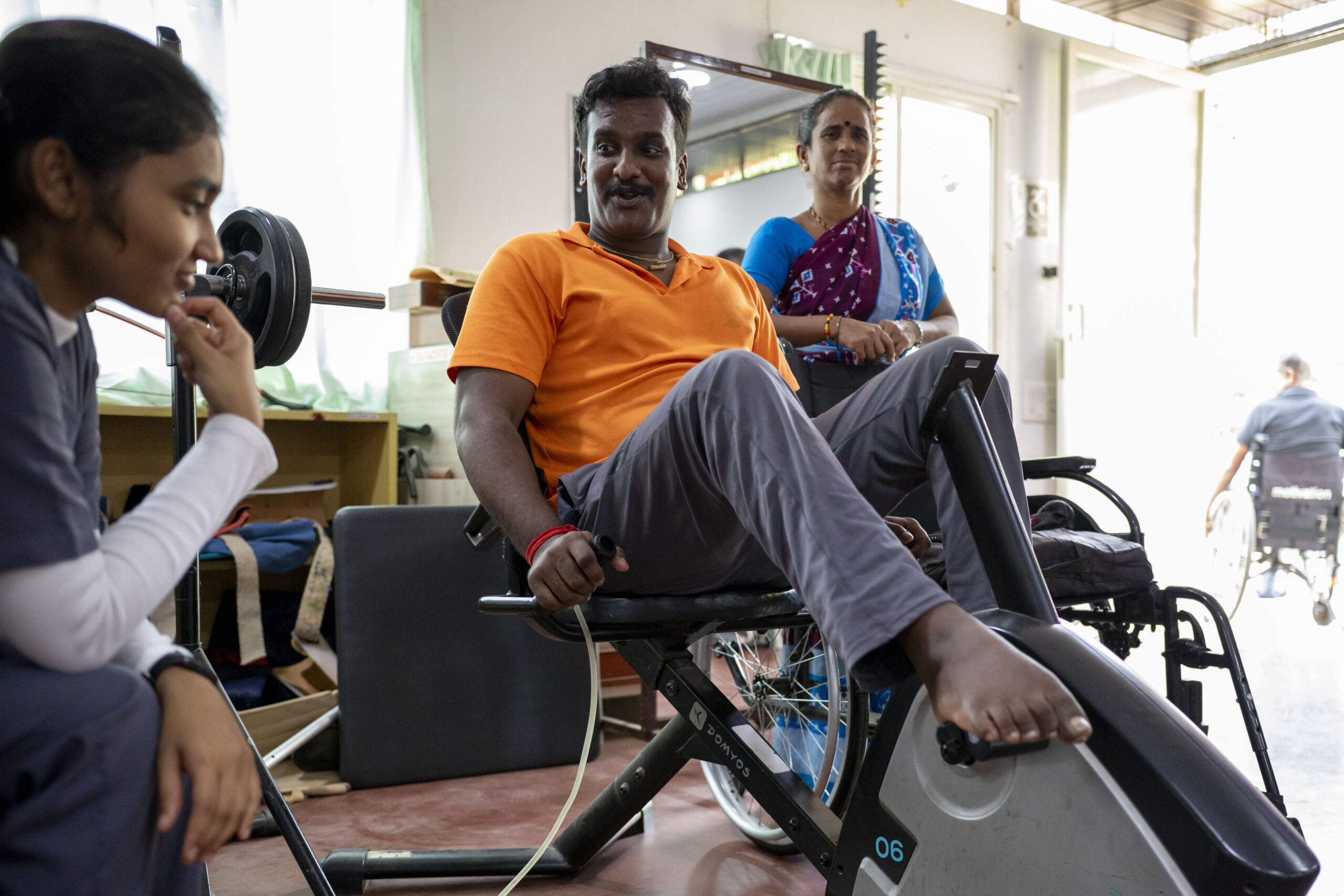 Continued support after spinal cord injury rehabilitation